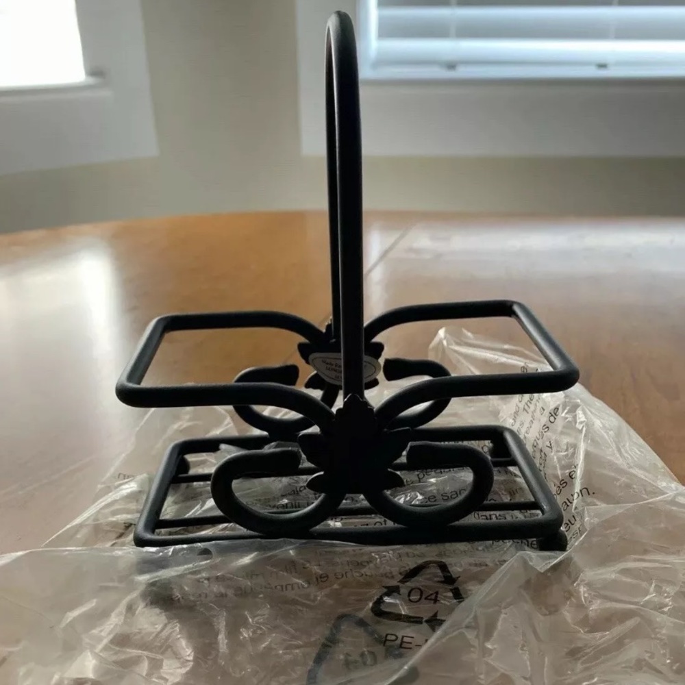 Longaberger Wrought Iron Salt and Pepper Caddy
